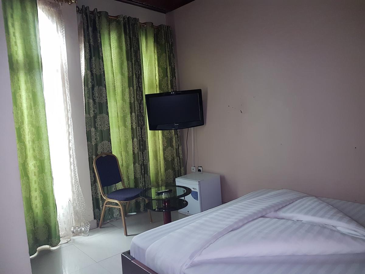Goma Hotel La Benediction المظهر الخارجي الصورة